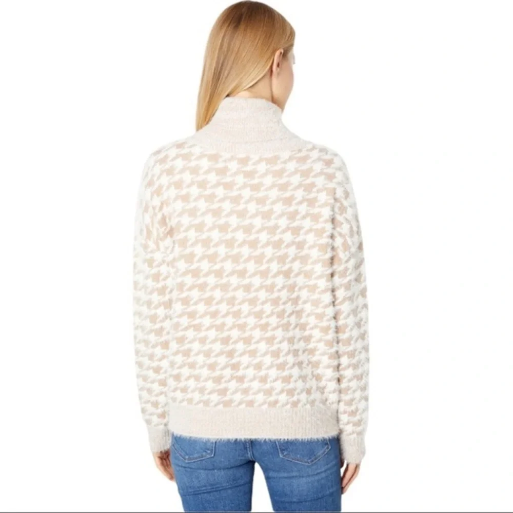 KUT from the Kloth Evea Pullover Long Sleeve Turtleneck -